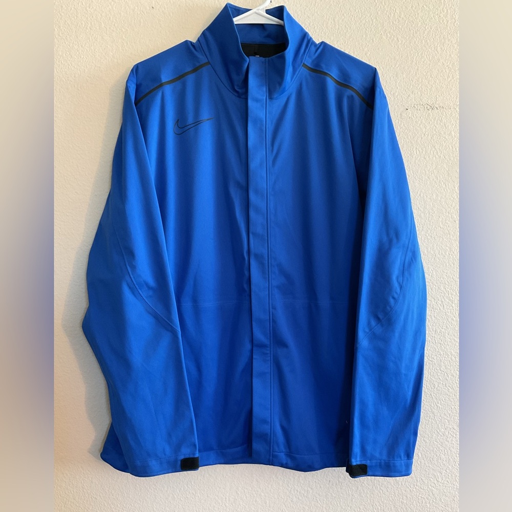 NWOT Nike Golf Storm-Fit Royal‎ Blue Zip Up Jacket w/ Zippered Pockets Medium